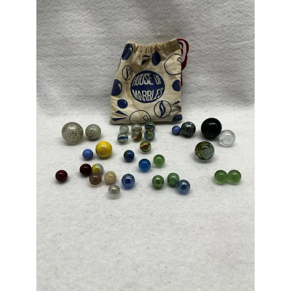 Lot of 31 Marbles -Multiple Sizes & Colors Swirls Frit Cats Eye + Shooters + Bag